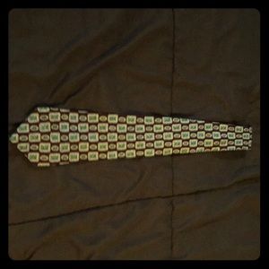 Men’s Burberry hand sewn silk tie